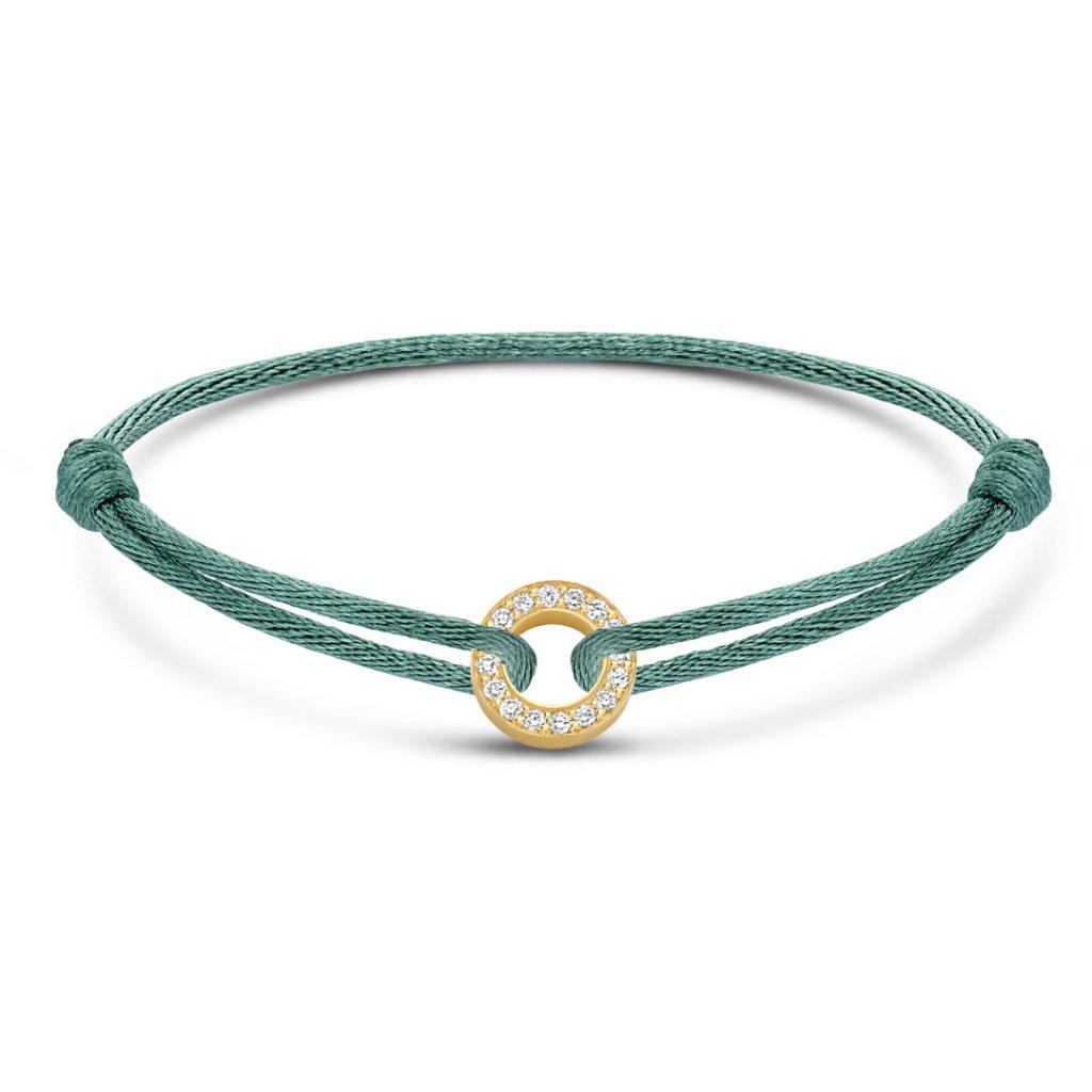 onduidelijk Absorberend aankomst Minitials Circle Of Love Pavé Satijn Armband - Minitials